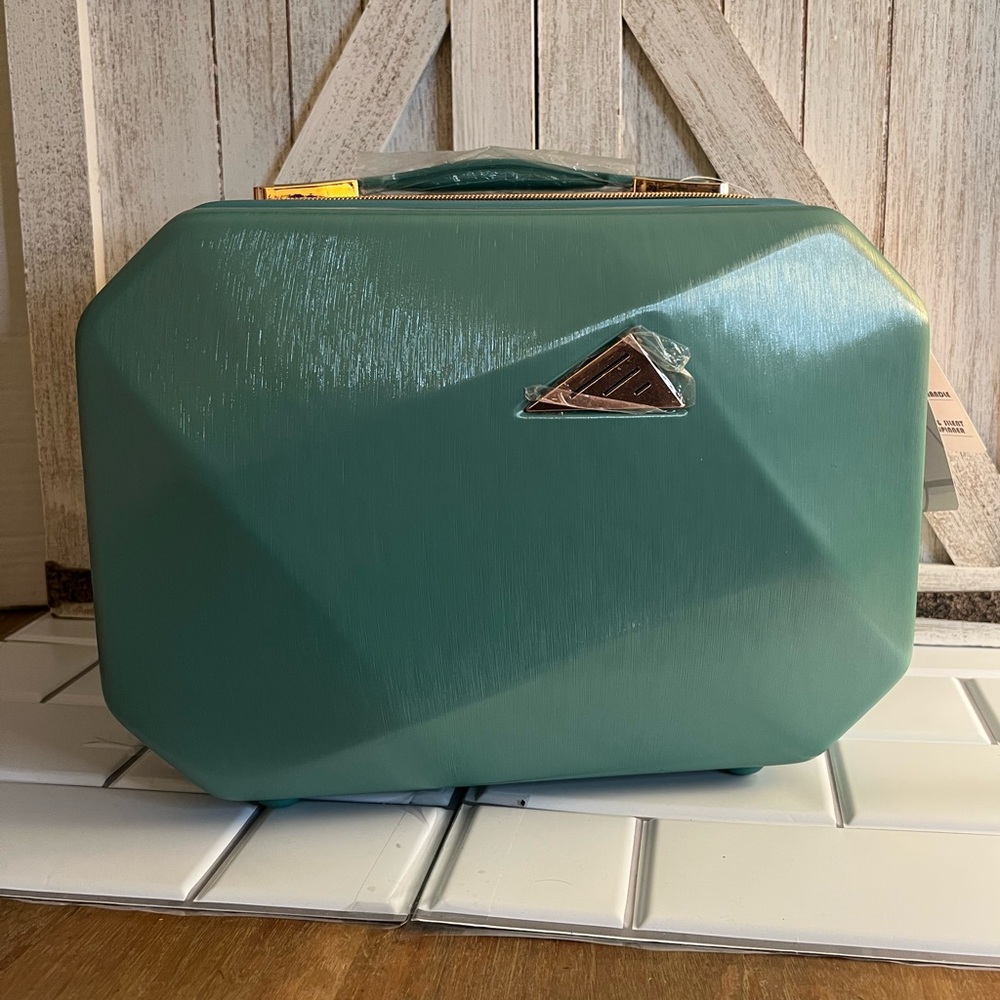 Green Geometric Hard Shell small case